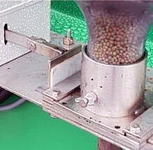 Dibbler_actuator_rod_and_slide