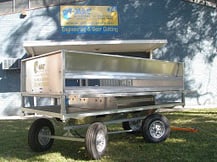 deluxe-trailer-potting-station-2.jpg